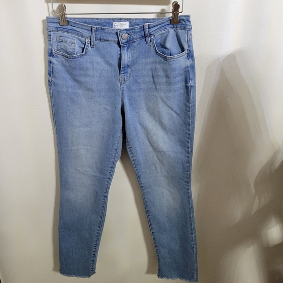 Jessica Simpson Relaxed Skinny Crop Jeans, Size 10 - Picture 1 of 4